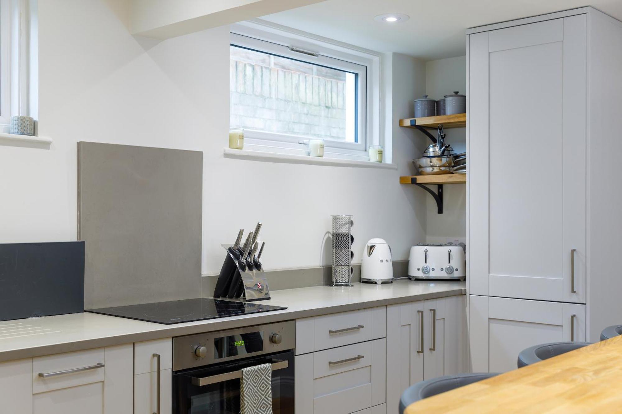 Spacious 2 Bedroom Apartment With Beautiful Garde Hove Buitenkant foto